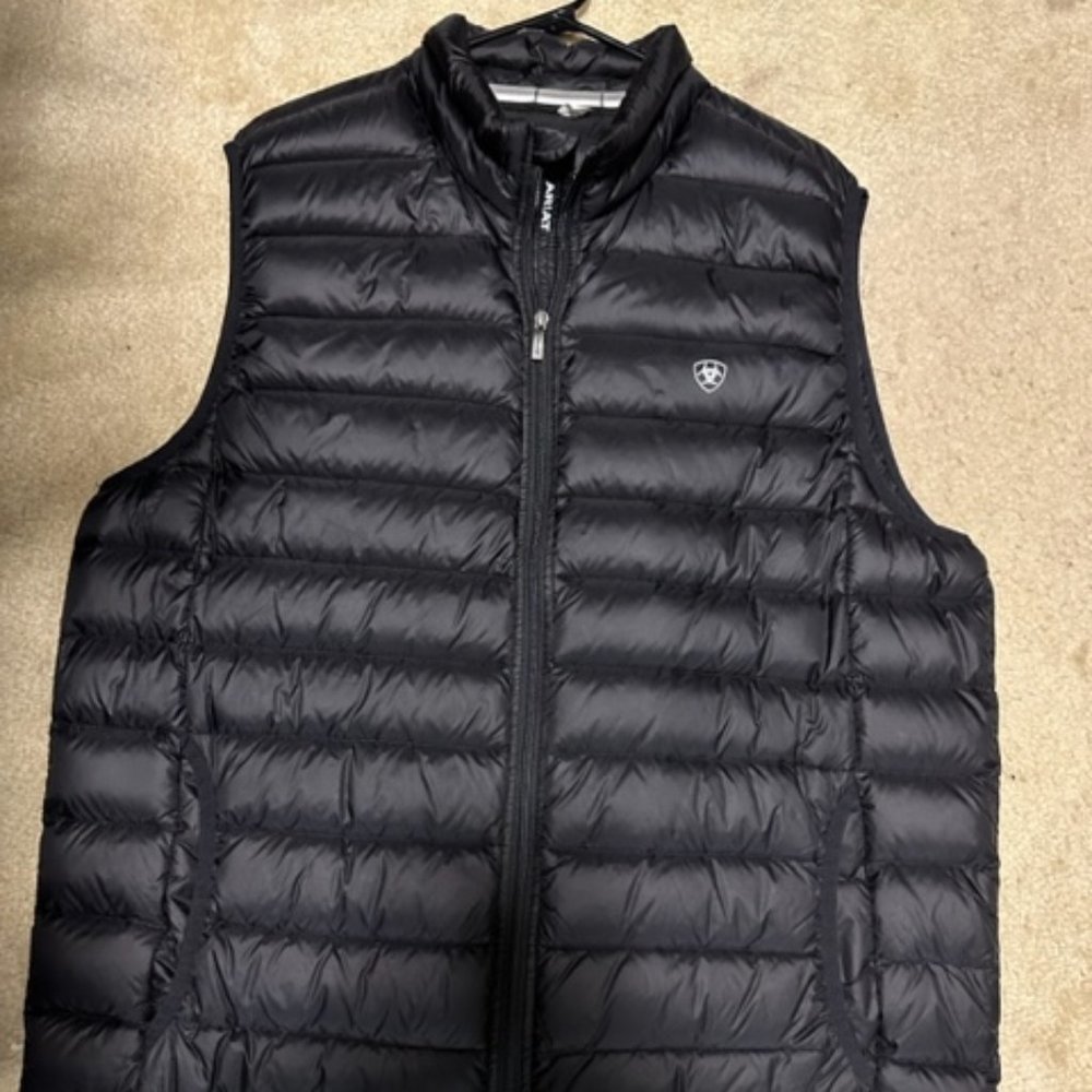 Men's Ariat Down Vest